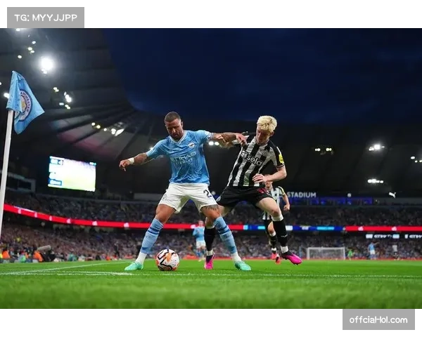 多库近三战送出三次助攻曼城边路进攻火力重燃展现强劲复苏势头