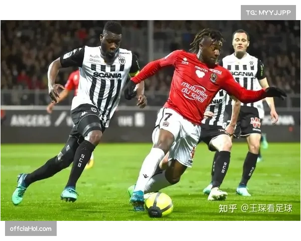 斯特拉斯堡对阵欧塞尔，莫雷拉和瓦塔拉首发，西纳约科出战