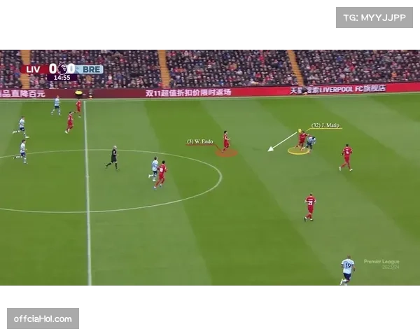 战术板:雄鹿队防守策略调整,成功限制对手转换进攻跑动 战术板:雄鹿队防守策略调整,成功限制对手转换进攻跑动